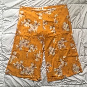 Yellow Floral Nextmia Pants Size 24